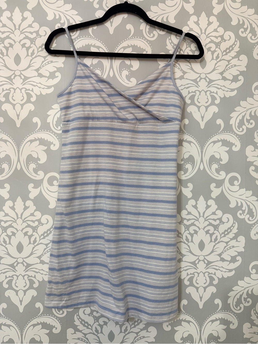 💫4/$25 • GAP Light Blue and White Striped Mini Dress